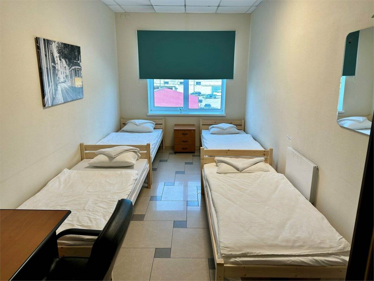 Фотографии номера Кровать в общем номере для мужчин с 4 кроватями в Хостеле Невский Калининград