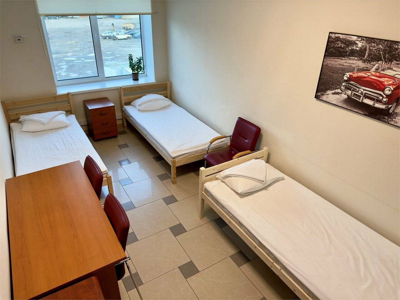 Фотографии номера Кровать в общем номере для мужчин с 4 кроватями в Хостеле Невский Калининград