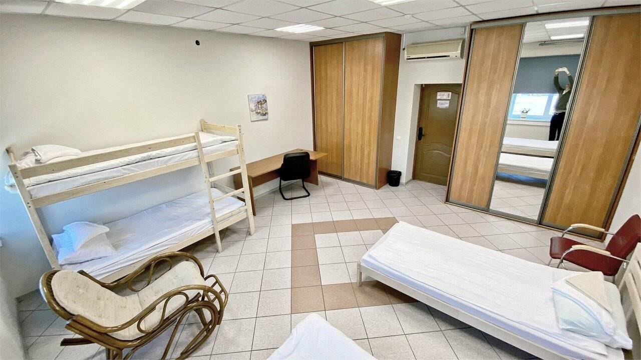 Фотографии номера Кровать в общем номере для мужчин с 4 кроватями в Хостеле Невский Калининград