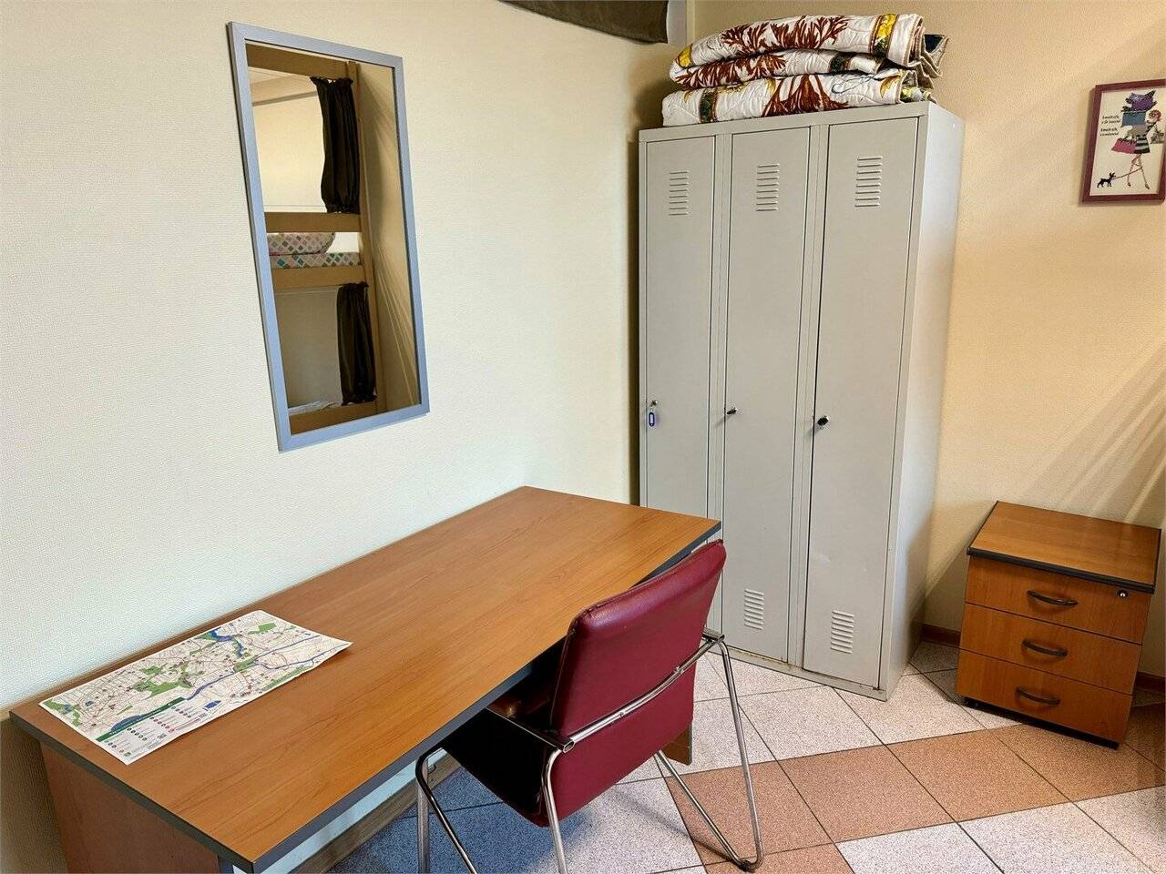 Фотографии номера Спальное место на двухъярусной кровати в общем номере для женщин в Хостеле Невский Калининград