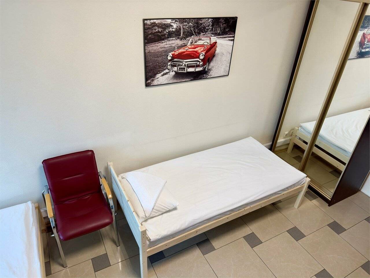 Фотографии номера Кровать в общем номере для мужчин с 4 кроватями в Хостеле Невский Калининград